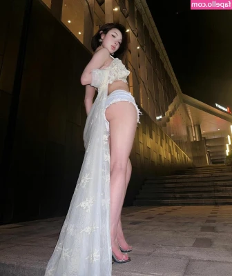 Ivy Ai.lin20_ [ ivy-ai-lin20 ] - Tip 5$ if you'd want me as your girlfriend who pleasures you everyday