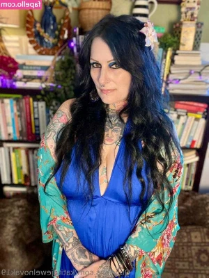 Katita Jewel Novak [ katita-jewel-novak ] - Going to be online all day today and going to take new content. Cum