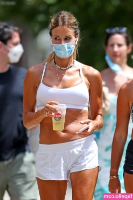 Kelly Bensimon [ kelly-bensimon ] - Is this what you were looking for?