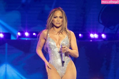 Jennifer Lopez [ jennifer-lopez ] - I'm patiently waiting for you to slide in my dm's and somewhere
