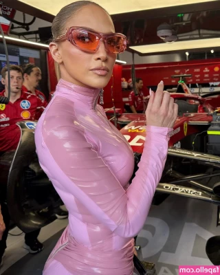 Jennifer Lopez [ jennifer-lopez ] - Just gotta show off my makeup a bit