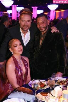 Jennifer Lopez [ jennifer-lopez ] - If you got it  Flaunt it part 1