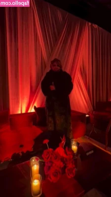 Jennifer Lopez [ jennifer-lopez ] - Sunday - Funday