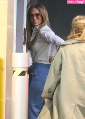 Jennifer Lopez [ jennifer-lopez ] - Cheeky