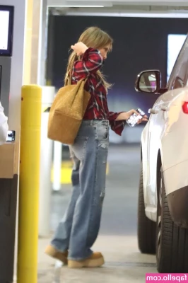 Jennifer Lopez [ jennifer-lopez ] - Weekly(ish) update 😉