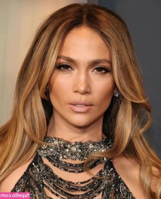 Jennifer Lopez [ jennifer-lopez ] - Hope you watched this video because it’s a hot one 🤪  TIP THIS