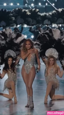 Jennifer Lopez [ jennifer-lopez ] - I love the white stuff 😈 part 1