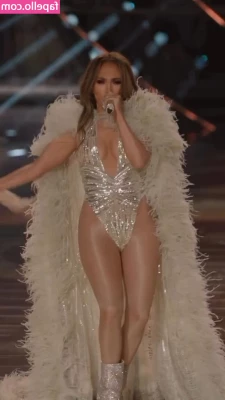 Jennifer Lopez [ jennifer-lopez ] - Happy Tuesday babes 😘❤️What’s better than cars and tits hehe