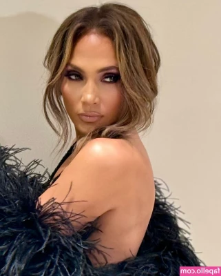 Jennifer Lopez [ jennifer-lopez ] - Alessandro  amp  Candy Duración 28 minGente aquí les dejo otra joya