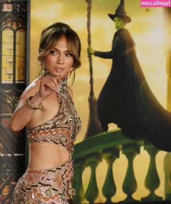 Jennifer Lopez [ jennifer-lopez ] - gattopsy  halloween