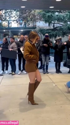 Jennifer Lopez [ jennifer-lopez ] - Quick blowjob in bathroom 🌟 @jenny.thai ⏱️ 11 minutes 🎞️