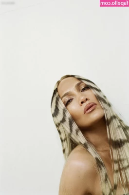Jennifer Lopez [ jennifer-lopez ] - What do you do when the naughty cop approaches your car my favorite