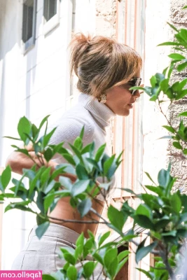 Jennifer Lopez [ jennifer-lopez ] - Workouts make me horny af