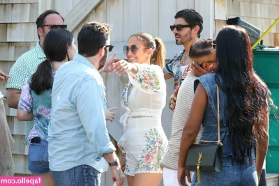 Jennifer Lopez [ jennifer-lopez ] - i have no undies under this dress do u wanna see