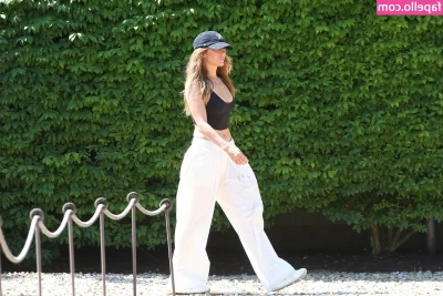 Jennifer Lopez [ jennifer-lopez ] - Getting hot at work