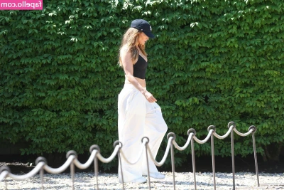 Jennifer Lopez [ jennifer-lopez ] - Day 1