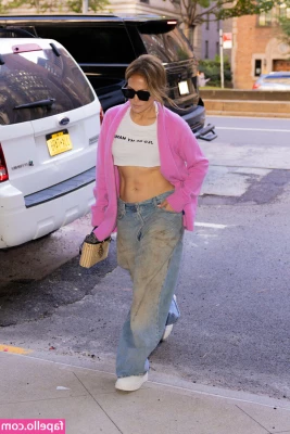 Jennifer Lopez [ jennifer-lopez ] - Make me your Valentine