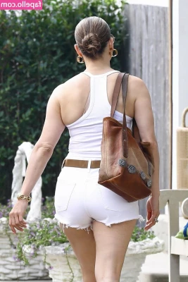Jennifer Lopez [ jennifer-lopez ] - Had fun making a new video