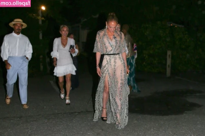 Jennifer Lopez [ jennifer-lopez ] - Yet Another New Hottie! Introducing the gorgeous Gretta!