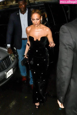 Jennifer Lopez [ jennifer-lopez ] - Heart  thank you for your jumpsuit