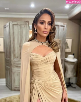 Jennifer Lopez [ jennifer-lopez ] - Taking cow girl pics tomorrow if anyone has any requests  for those part 1