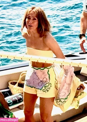 Jennifer Lopez [ jennifer-lopez ] - See the rest in my new post
