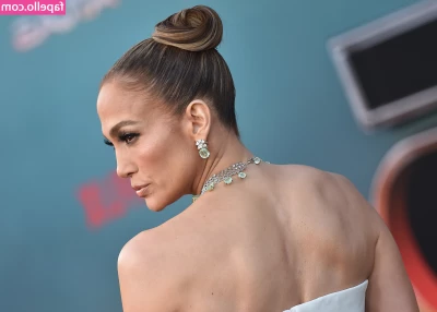 Jennifer Lopez [ jennifer-lopez ] - Shoe shopping