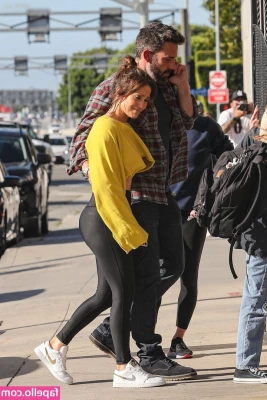 Jennifer Lopez [ jennifer-lopez ] - Before I had my piercing