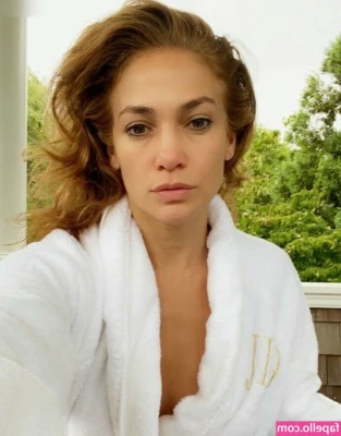 Jennifer Lopez [ jennifer-lopez ] - Let it rip like bayblade