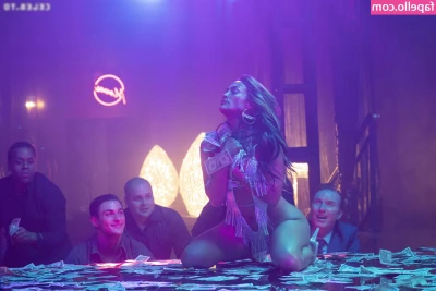 Jennifer Lopez [ jennifer-lopez ] - This photo set just screams come to mommy part 1