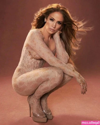 Jennifer Lopez [ jennifer-lopez ] - Disfrutando de mi Vrga de 30 cm negra y