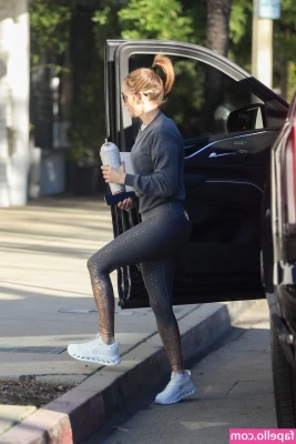 Jennifer Lopez [ jennifer-lopez ] - Hello vous