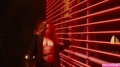 Jennifer Lopez [ jennifer-lopez ] - I know how you bad doggies get separation anxiety from your