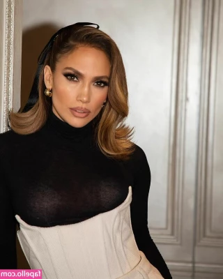 Jennifer Lopez [ jennifer-lopez ] - Wanna be part of my VIP CLUB?? Join Zoha Nation ⭐️ and get the