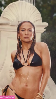 Jennifer Lopez [ jennifer-lopez ] - Toy play part 5