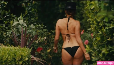 Jennifer Lopez [ jennifer-lopez ] - Dang it, forgot my bra again 😏 part 1