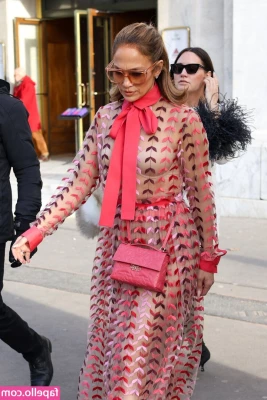 Jennifer Lopez [ jennifer-lopez ] - TIP ON THIS POST FOR A DICK RATING💗  •$75 3 MIN DICK RATING