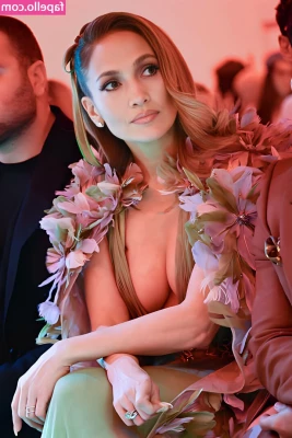 Jennifer Lopez [ jennifer-lopez ] - I m baaaack