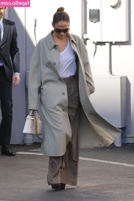 Jennifer Lopez [ jennifer-lopez ] - Yellow is my fav