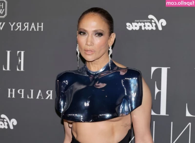 Jennifer Lopez [ jennifer-lopez ] - Amo cómo se me ven mis piernas con éstas medias    tú que opinas part 1