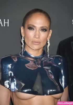 Jennifer Lopez [ jennifer-lopez ] - Stream started at 10/02/2022 02:00 am