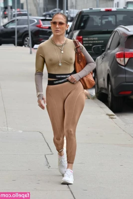 Jennifer Lopez [ jennifer-lopez ] - Set 194