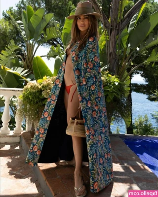 Jennifer Lopez [ jennifer-lopez ] - Woke up horny