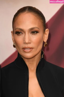 Jennifer Lopez [ jennifer-lopez ] - Fancy a wine and dine? Maybe 69?