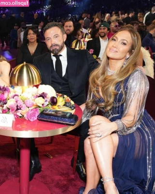 Jennifer Lopez [ jennifer-lopez ] - Redoing my OF today stay tuned