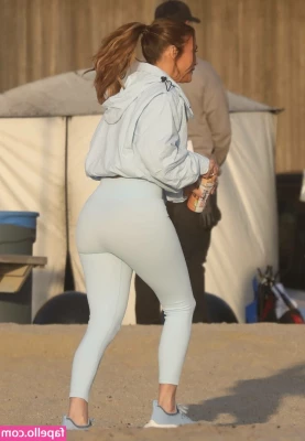 Jennifer Lopez [ jennifer-lopez ] - I know you ve been thinking about tasting me all day