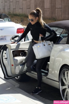 Jennifer Lopez [ jennifer-lopez ] - free
