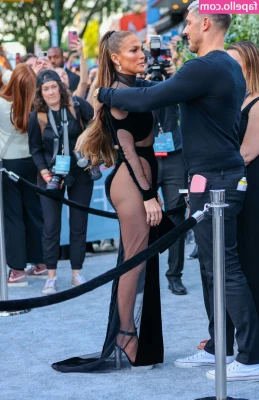 Jennifer Lopez [ jennifer-lopez ] - I want you to play with my boobs