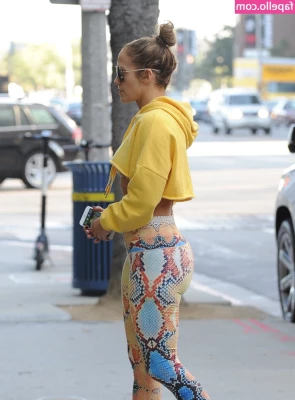 Jennifer Lopez [ jennifer-lopez ] - Who’s even wearing any clothes in this heat?