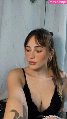 Nazarena Loureiro [ nazarena-loureiro ] - I’m in control tonight… Do as I say.